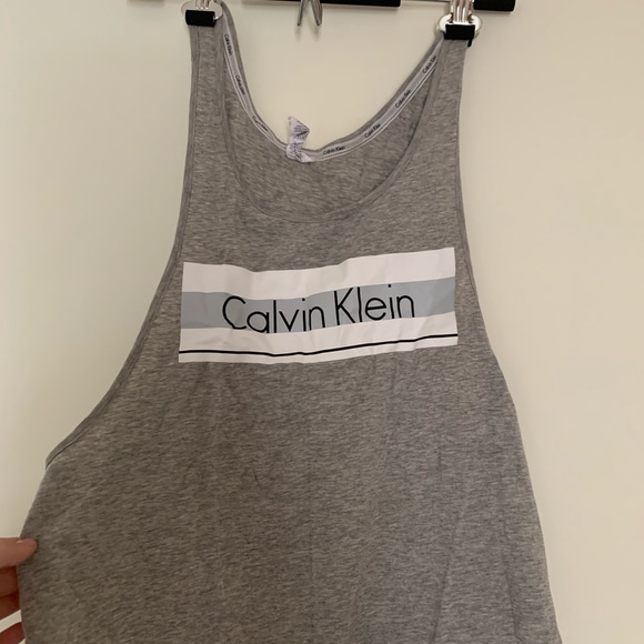 Calvin Klein muscle T - Picture 1 of 2